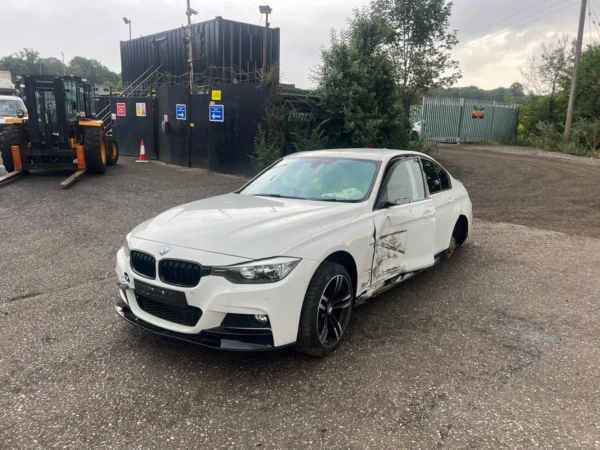 2015 BMW 330D X DRIVE M SPORT AUTO DAMAGED SALVAGE UNRECORDED HPI CLEAR